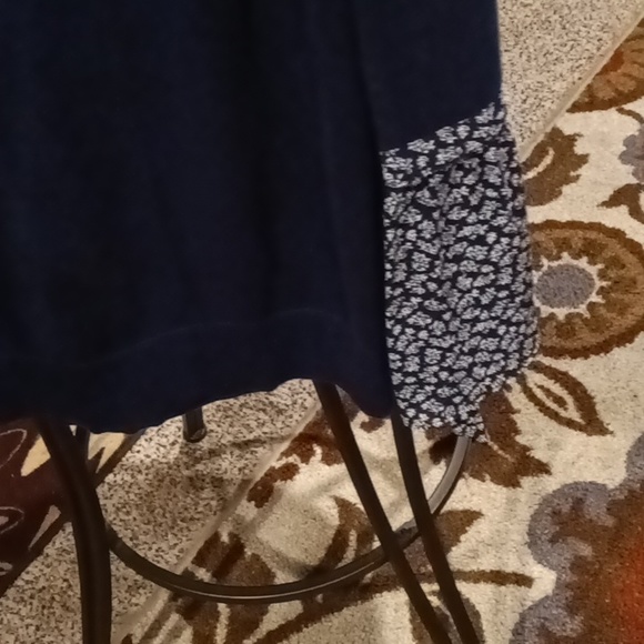 NWT LOFT 100% cotton rounded neckline navy pullover w poly tie-up flora cuffs Sm - Picture 6 of 8